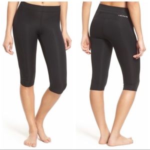 Ivy Park Black Capri Legging Mid-Rise